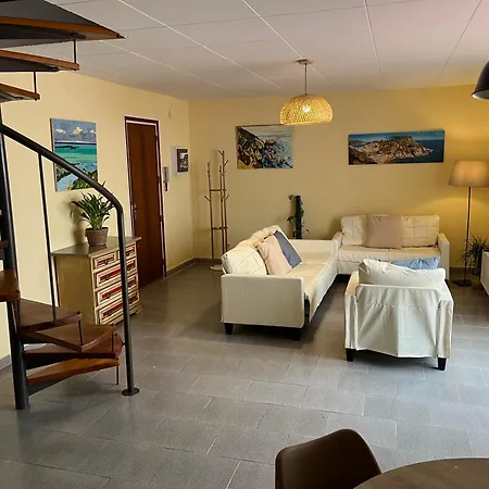 Close To The Duplex *